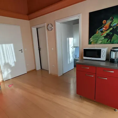 Kleine Haushaelfte Zum Wohlfuehlen Appartement *
