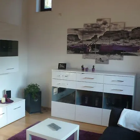 Apartment Kleine Haushälfte Zum Wohlfühlen